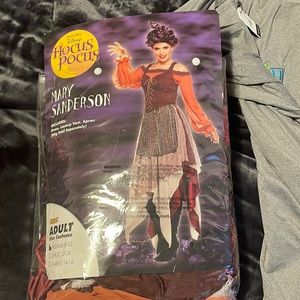 Hocus Pocus: Mary Sanderson Costume